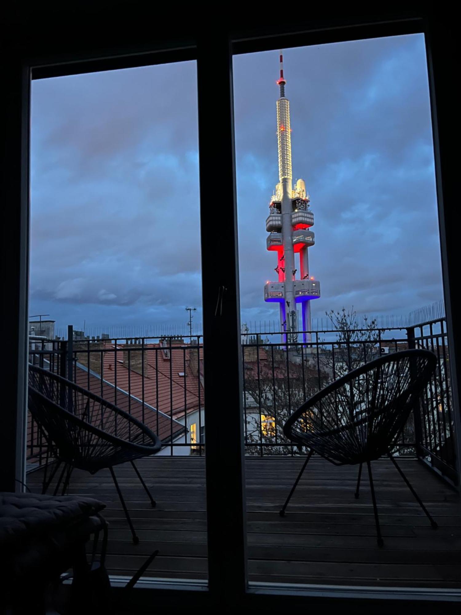 Rooftop Penthouse With Terrace, Prime Location プラハ エクステリア 写真